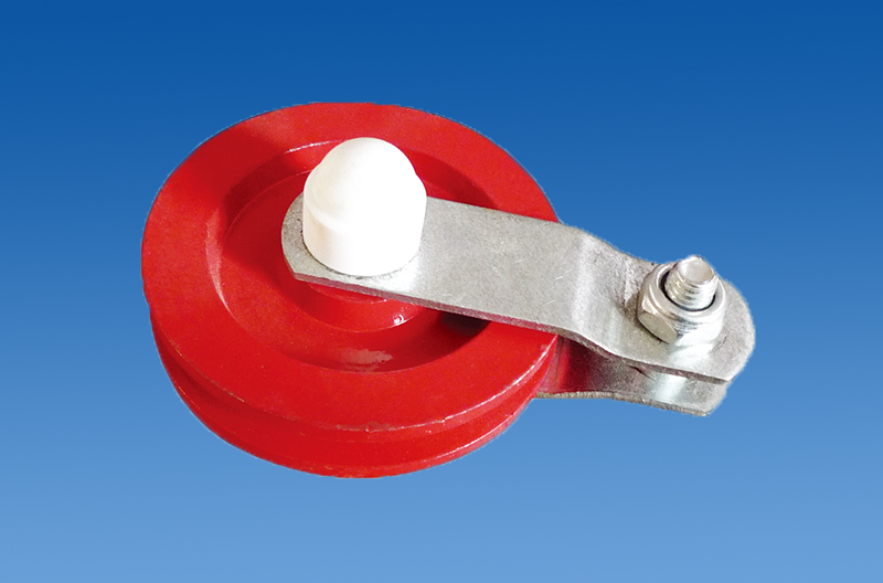 3-1/2'' 带轴承和油嘴的铸铁滑轮